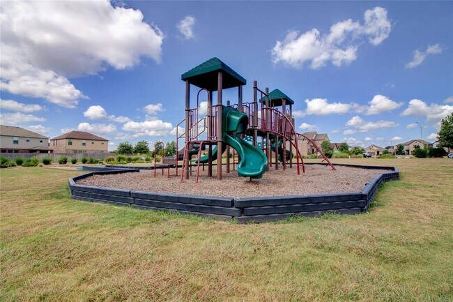 Building Photo - 1552 Lotus Flower Loop
