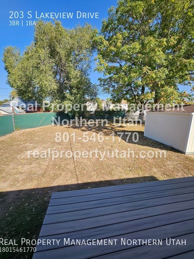 Building Photo - Darling 3 Bedroom Home in Clearfield