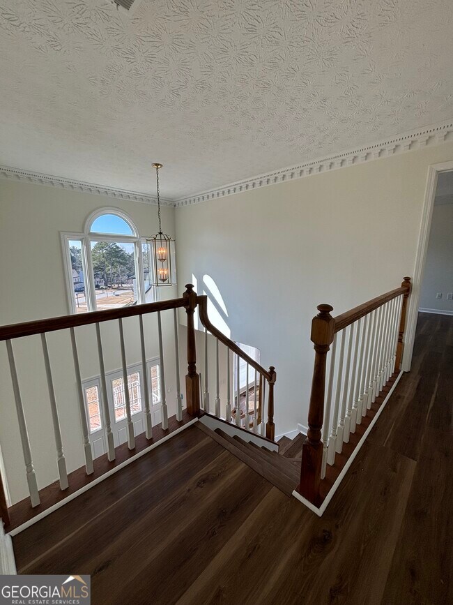 Building Photo - 2972 Hampton Pl