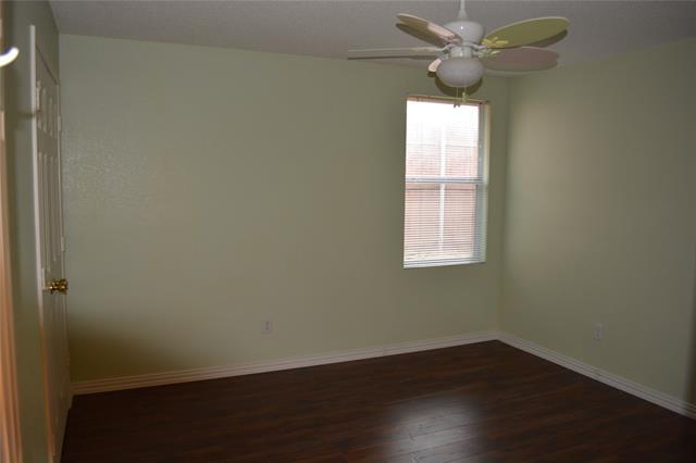 Building Photo - 3214 Clydesdale Dr