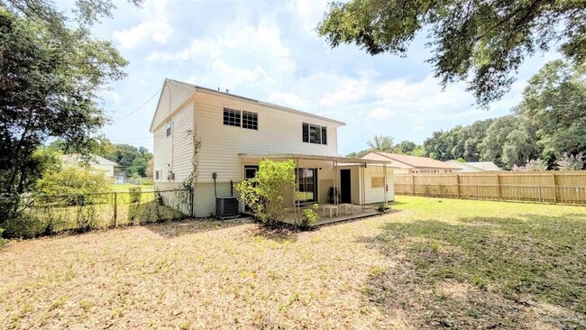 Building Photo - 2117 Pullman Cir