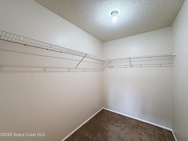 Building Photo - 1821 Long Iron Dr