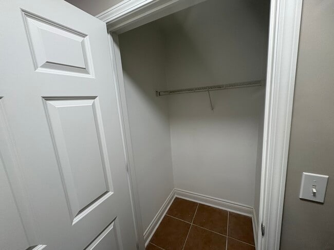 Building Photo - 4143 S Wabash Ave