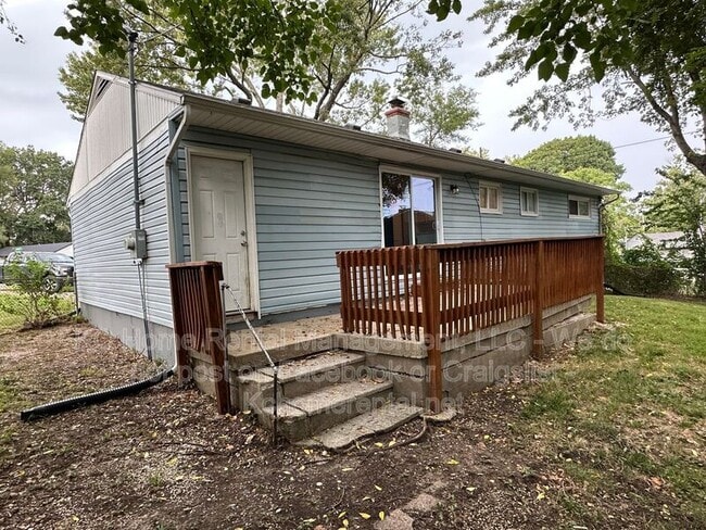 Building Photo - 11407 Delmar St