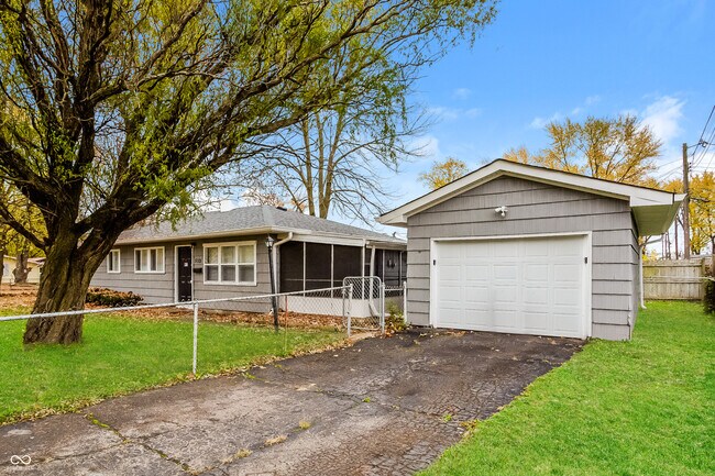 Building Photo - 5101 Patricia St