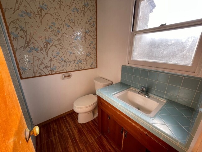 Building Photo - Charming 3BR/2BA Home Nestled in the Hills of Ocean Beach