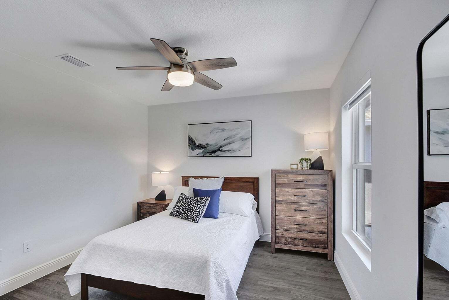 Building Photo - 3871 Patio Ct