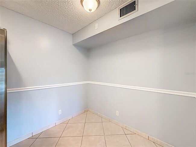 Building Photo - 826 Sky Pine Way