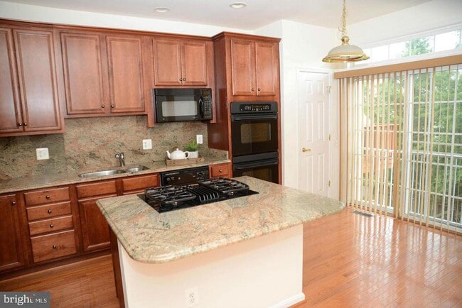 Building Photo - 41898 Cinnabar Square