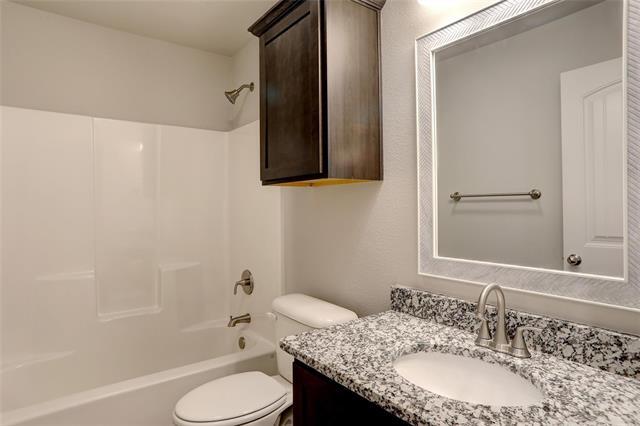 Building Photo - 611 Nolan Dr
