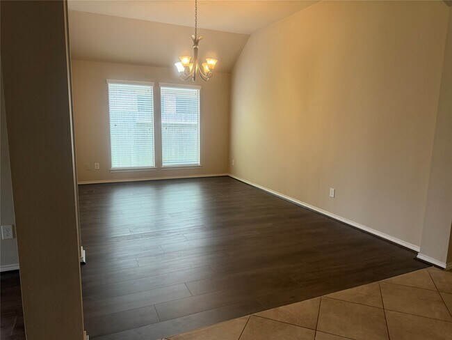 Building Photo - 10919 Starling Creek Dr