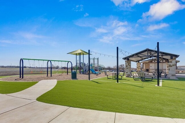 Building Photo - 353 Marty Allen Lp