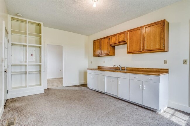 Building Photo - 8733 W 73rd St N