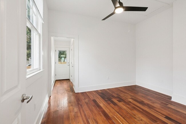 Building Photo - 2318 St Andrew St