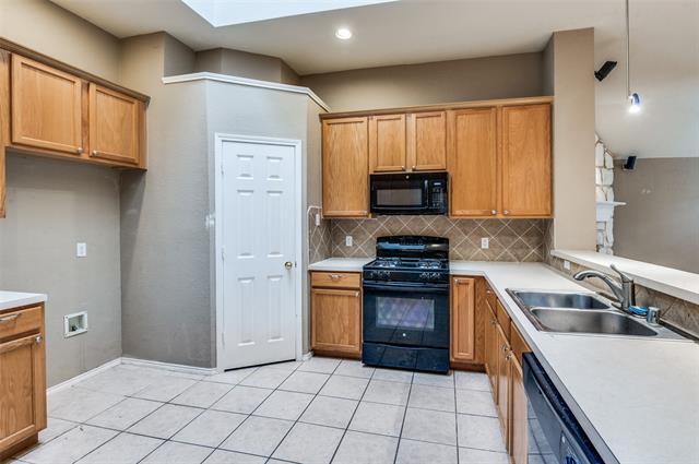 Building Photo - 5301 Rain Forest Dr