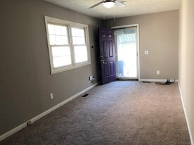 Building Photo - 1831 5th Ave W