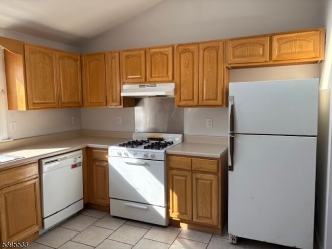 Building Photo - 728 Linden Ave