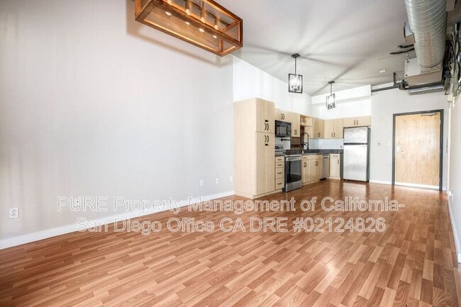 Building Photo - 777 Sixth Ave