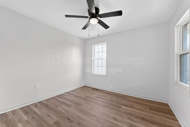 Building Photo - 134 Quincey St