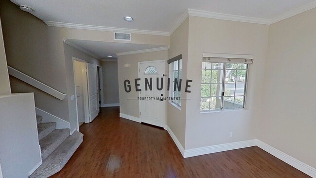 Building Photo - Dual Master Two Bedroom Townhouse in Gated...