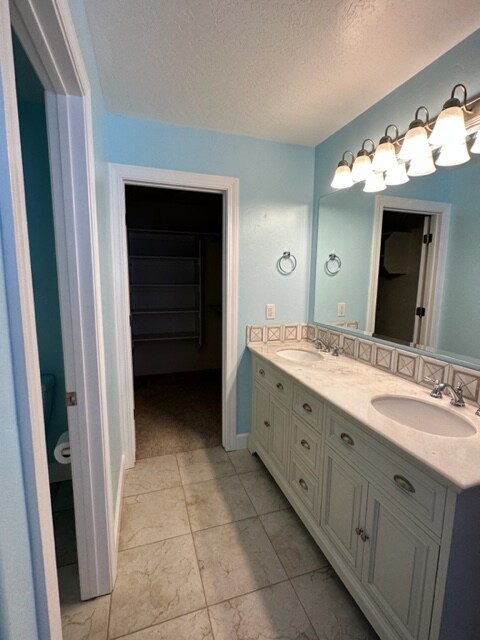 Building Photo - 587 S Wyngate Pointe Ln