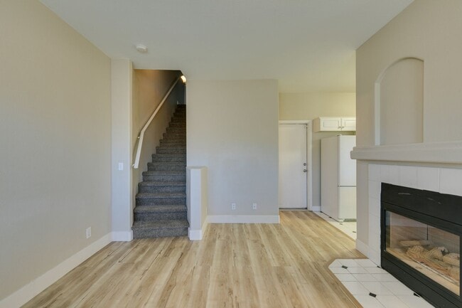 Building Photo - 3BDRM Townhome in Durango Trails community