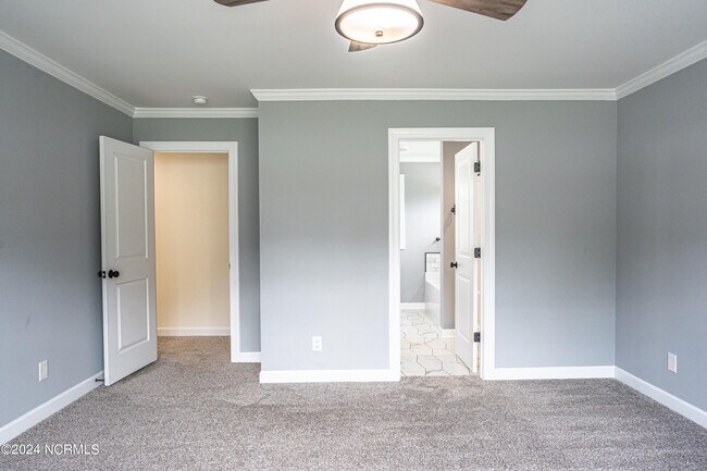 Building Photo - 72 Navaho Trail