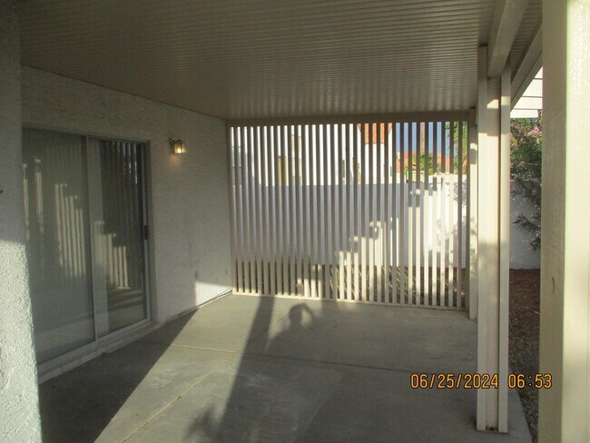 Building Photo - 8216 Grassy Point Cir