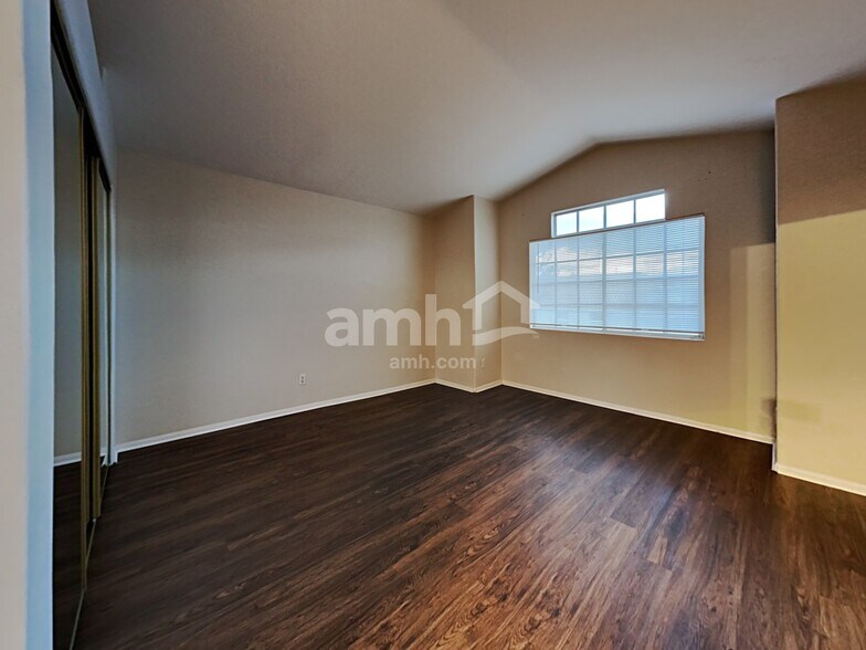 Building Photo - 140 Kachina Dr