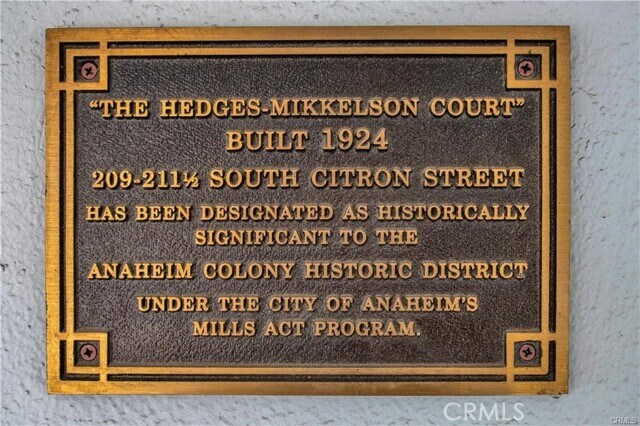 Building Photo - 211 S Citron St