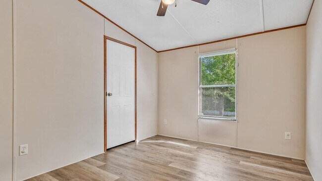Building Photo - 63 Tully Ave