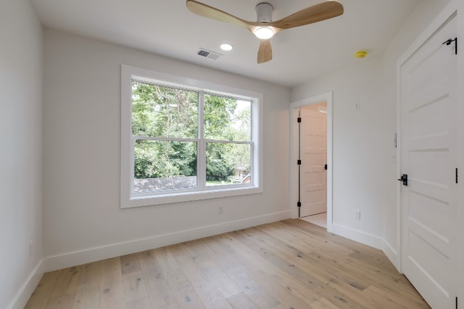 Building Photo - 2918 Murray Cir