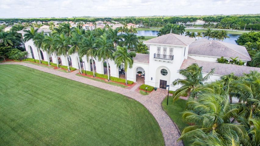 Building Photo - 9615 Shepard Pl