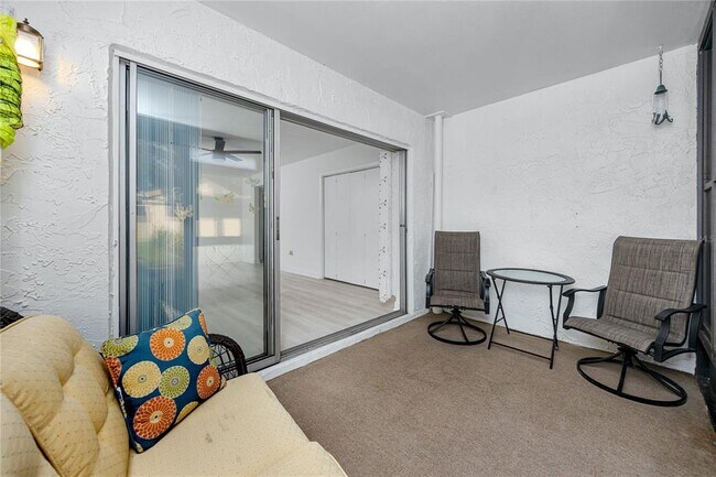 Building Photo - 2207 Belleair Rd