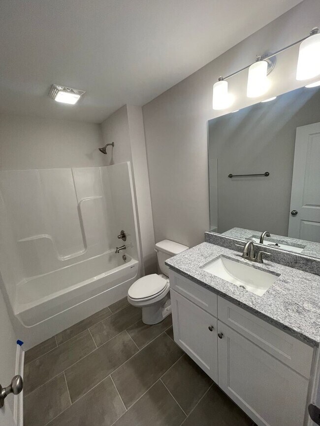 Building Photo - Rental in Ooltewah - 3 Bedrooms + Finished Basement