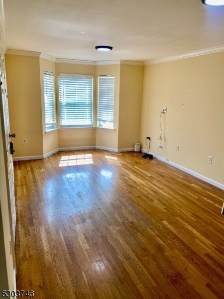 Building Photo - 633 Magnolia Ave