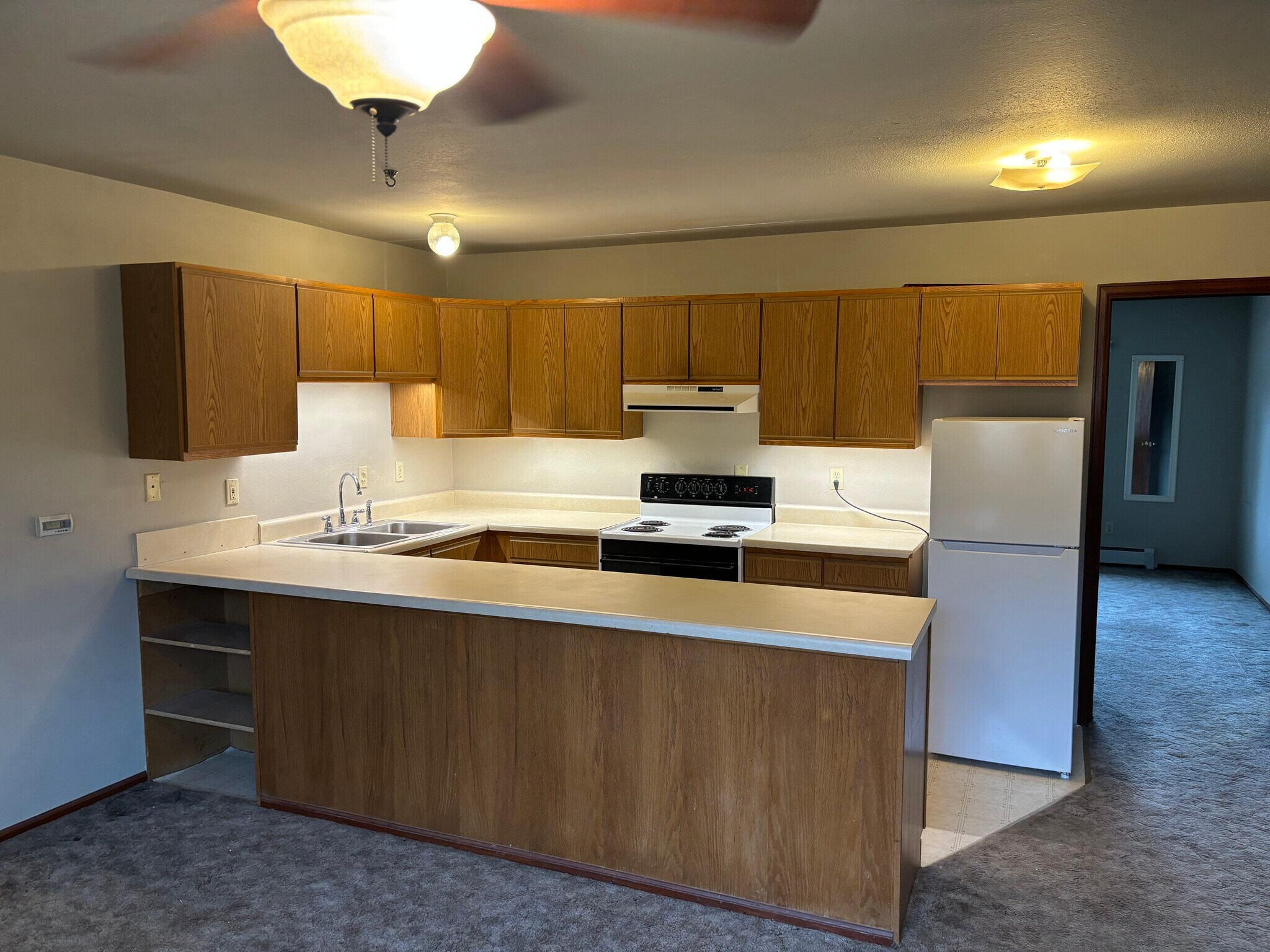 Building Photo - 511 5th Ave