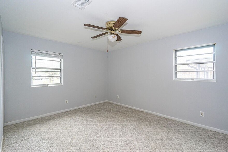 Master Bedroom - 722 Revere Ave