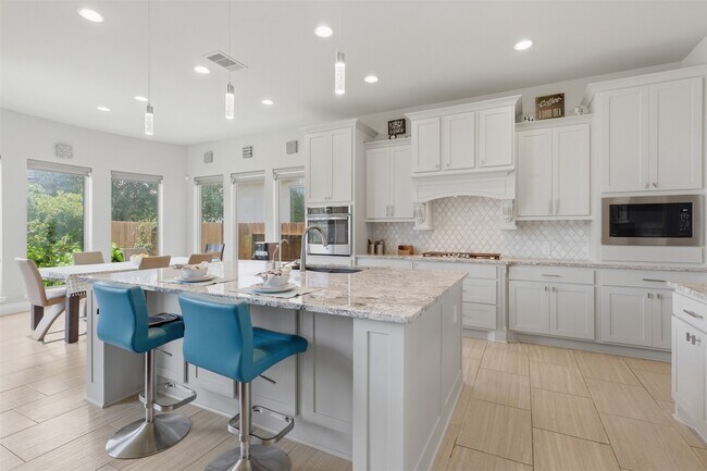 Building Photo - 11218 Oudney Ct