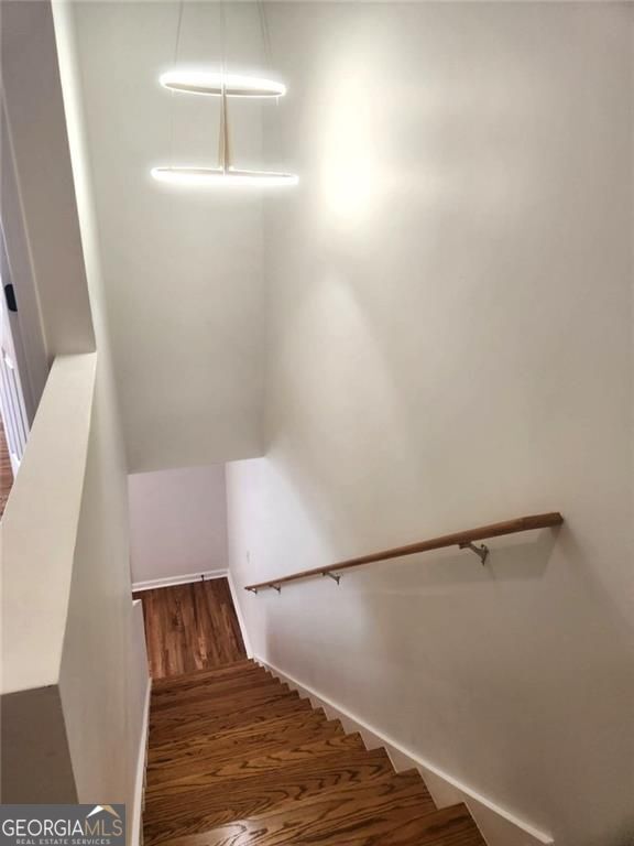 Building Photo - 2316 Strathmoor Manor Dr