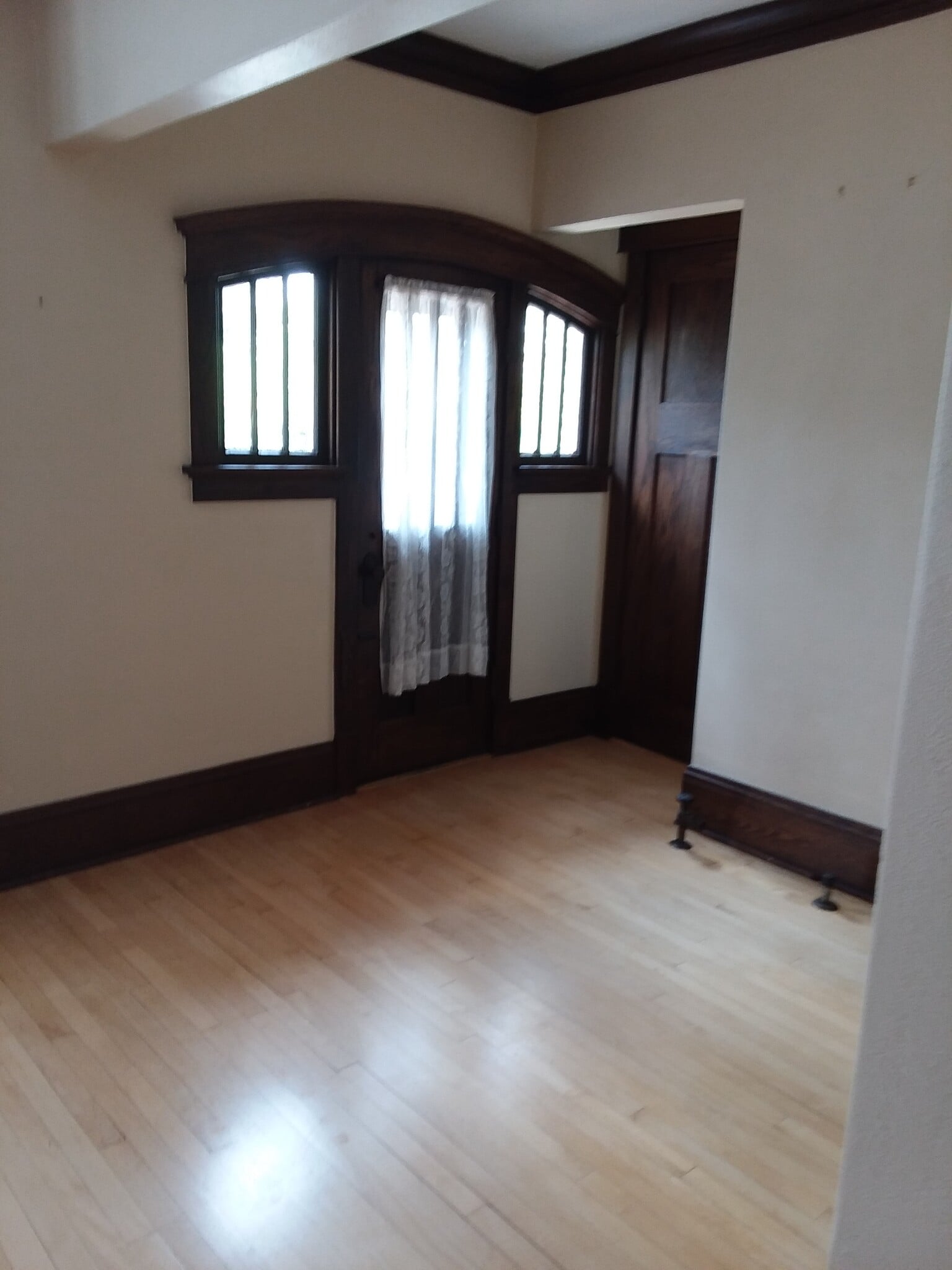 Building Photo - 3408 N Downer Ave