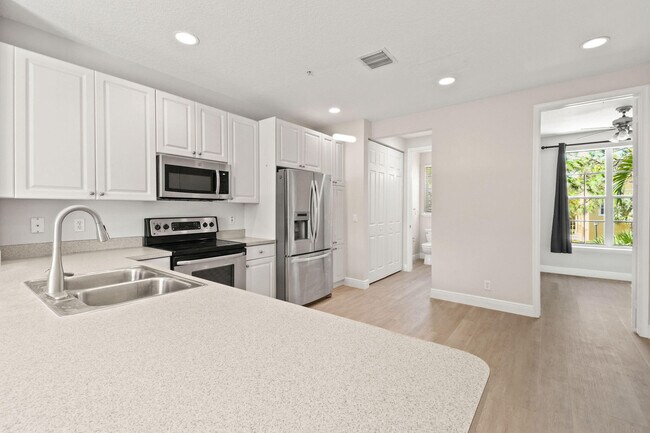 Building Photo - 109 Osceola Ln