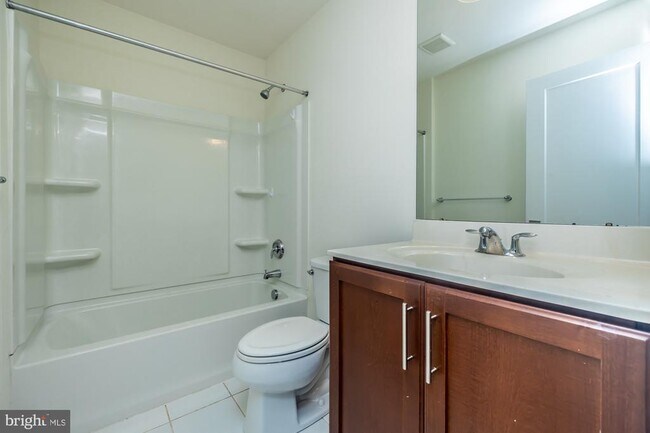 Building Photo - 401 Wynstone Ct