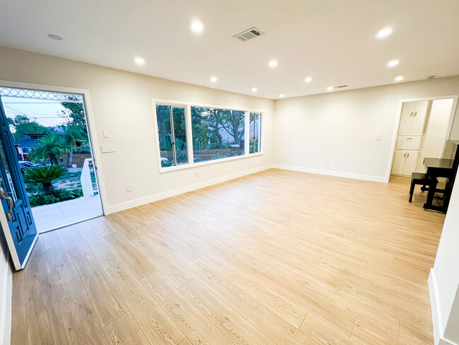 Living Room - 3055 Henrietta Ave