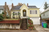 Building Photo - 3423 NE 54th Ave