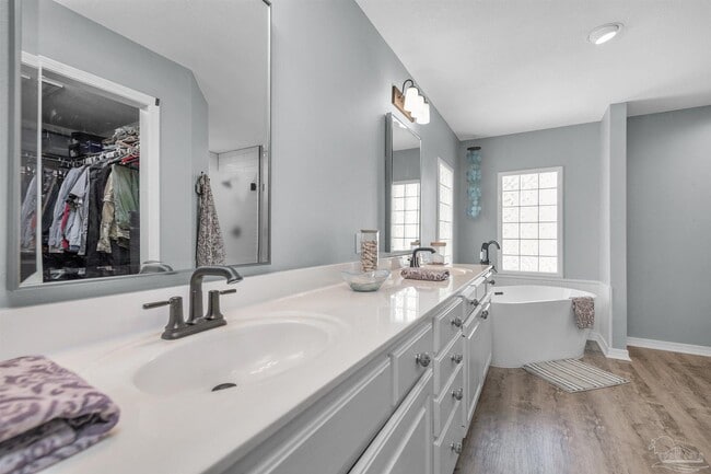 Building Photo - 8905 Binnacle Ct