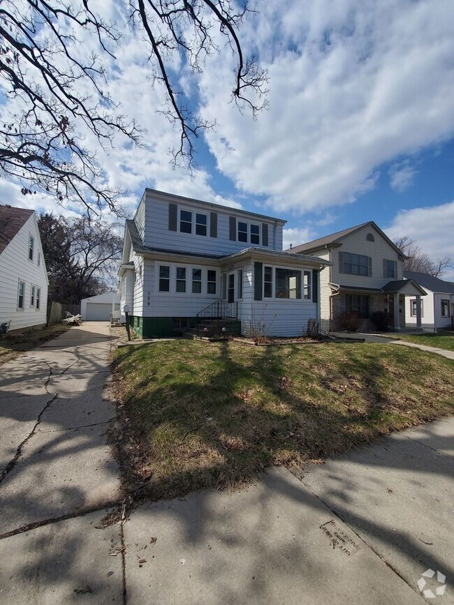 Building Photo - 159 S 78th St