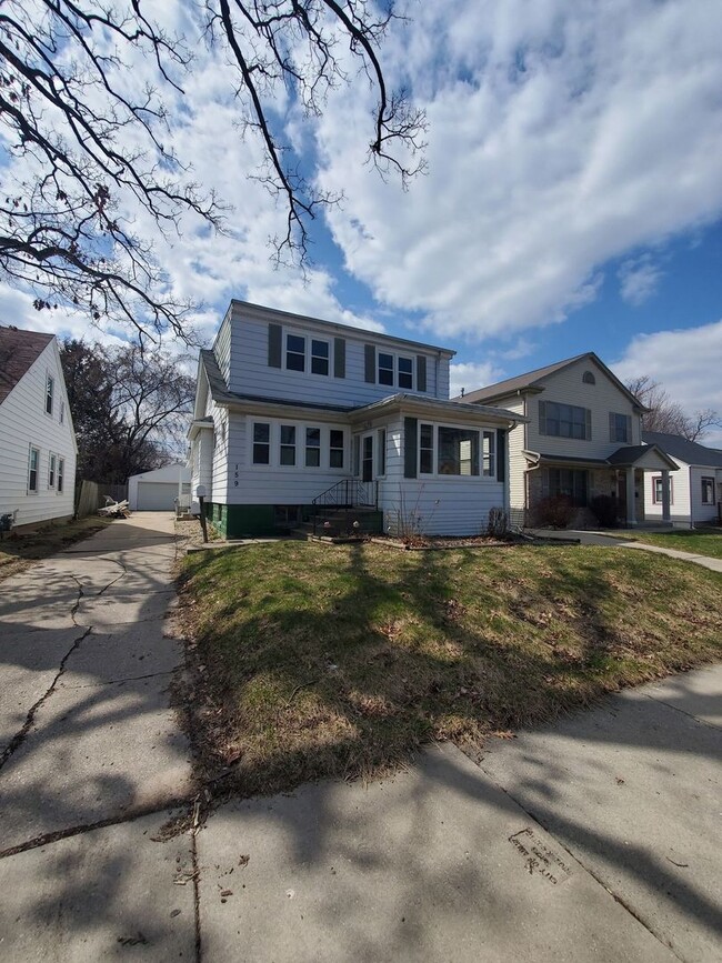 Primary Photo - 159 S 78th St