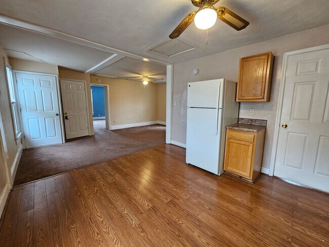 Building Photo - 3408 Bainbridge Blvd