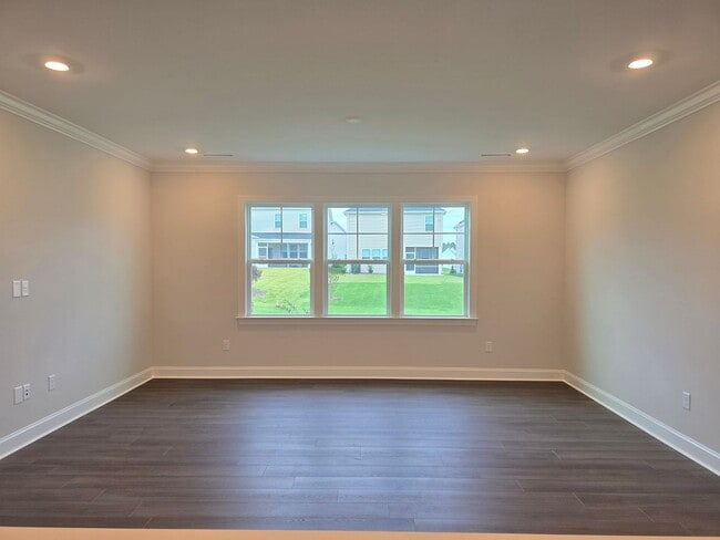 Building Photo - Brand New 4 Bedroom 3 Bathroom Single Fami...